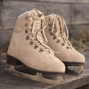 Reebok Beige Suede Ice Skates